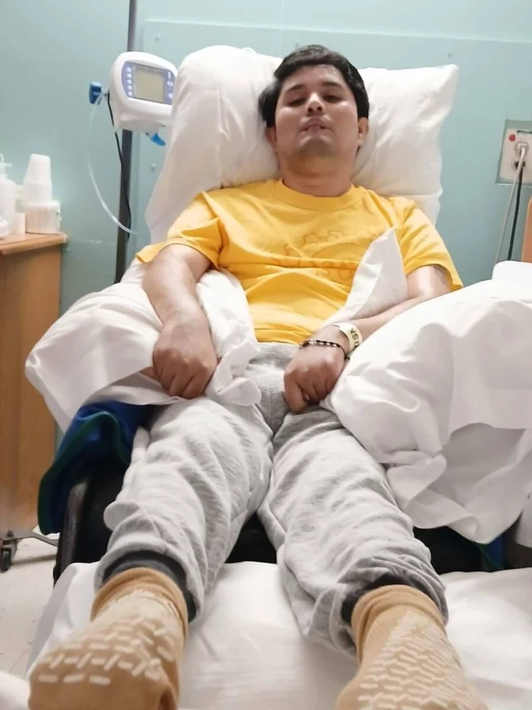 Familiares del poblano Alberth Betanzo, quien quedó en estado vegetativo tras ser atropellado en Estados Unidos, piden ayuda para traerlo de regreso.