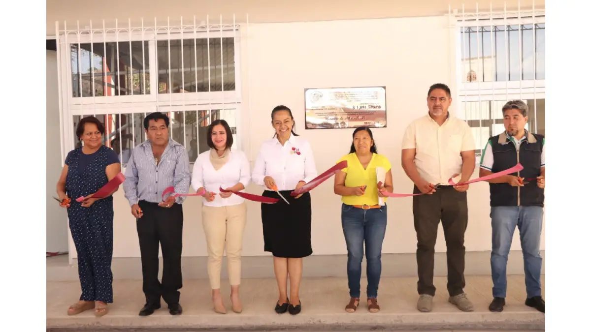 Más obras educativas en Atlixco: presidenta Ariadna Ayala inaugura comedor en primaria