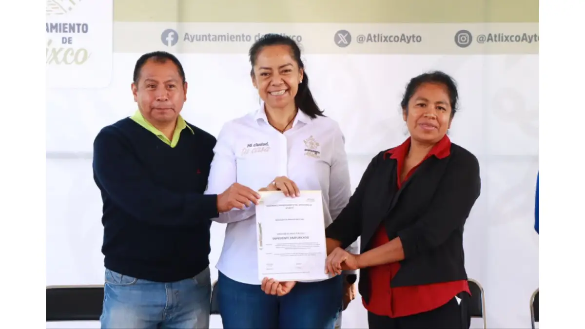Ariana Ayala inicia la rehabilitación de la cancha deportiva en la primaria Braulio Rodríguez
