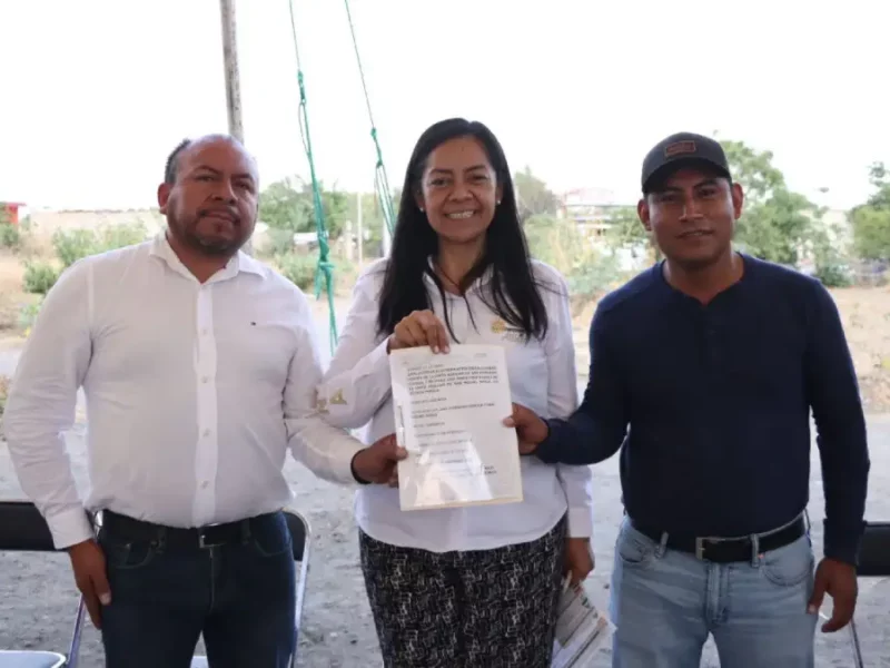 Ariadna Ayala, presidenta de Atlixco, inaugura red eléctrica en beneficio de juntas auxiliares