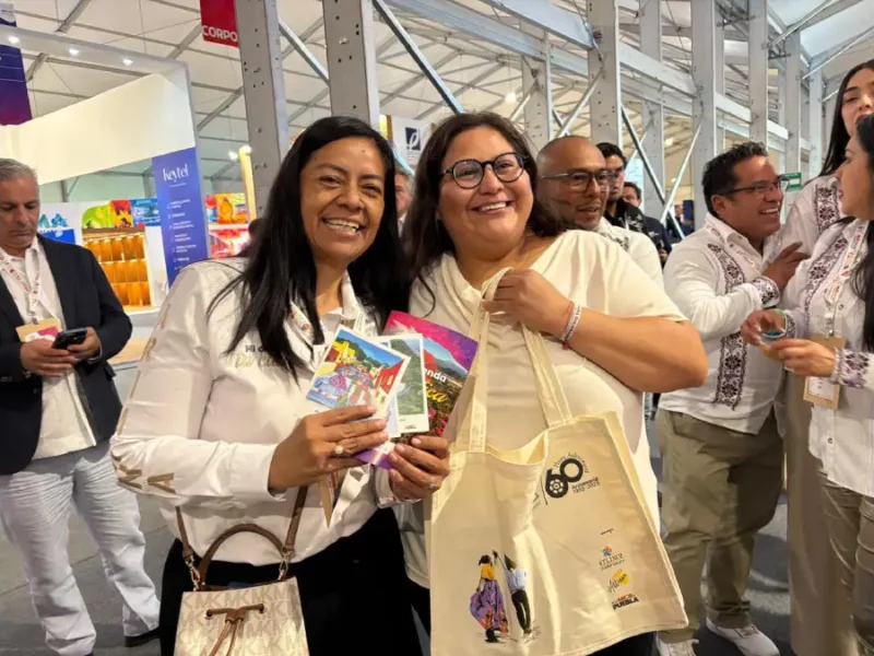 Ariadna Ayala impulsa desarrollo en Atlixco con participación en tianguis turístico