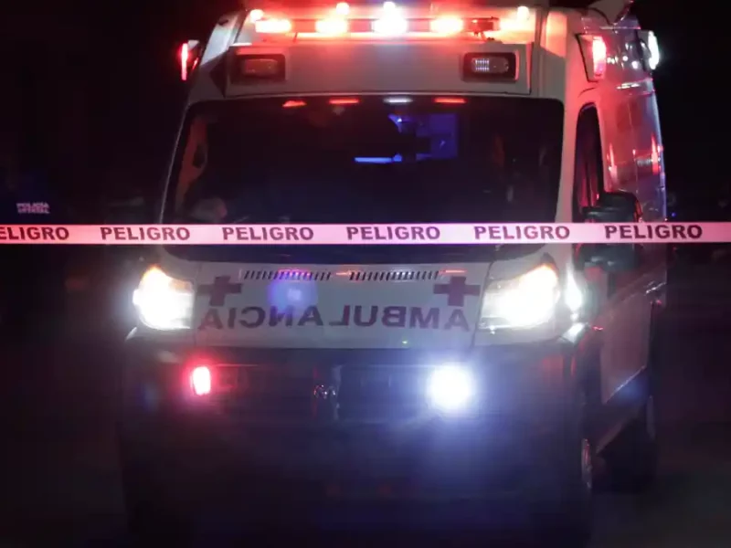 Hospitalizan al presidente municipal de Caltepec tras accidente automovilístico en Tehuacán.