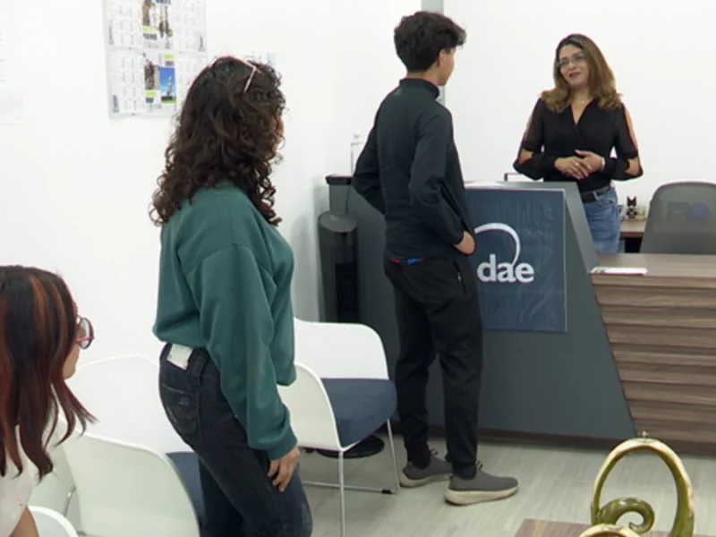 Acerca Dirección de Administración Escolar sus servicios a CU2