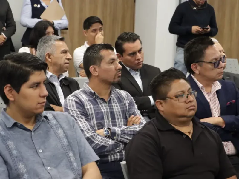 Celebra Congreso Día del Padre; reconoce la entrega de trabajadores