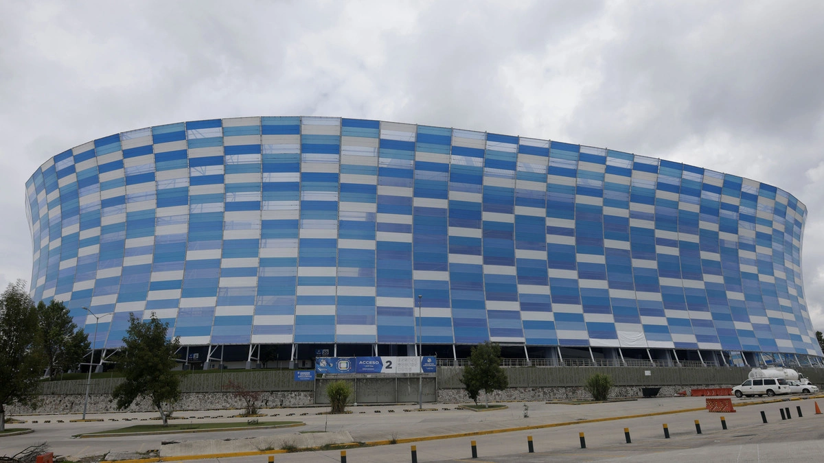 FIFA visita el Estadio Cuauhtémoc, ¿Puebla será parte del Mundial 2026? 