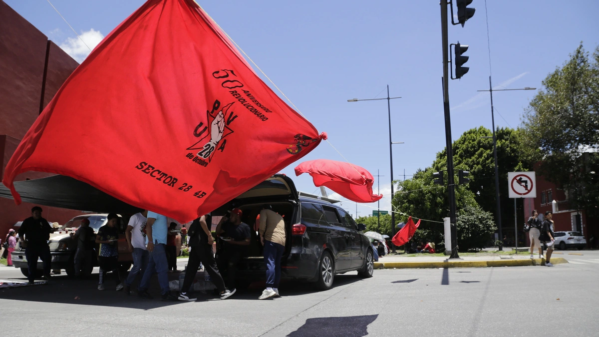 Muere Néstor Jesús Garduño, coordinador de la 28 de Octubre, tras atentado  