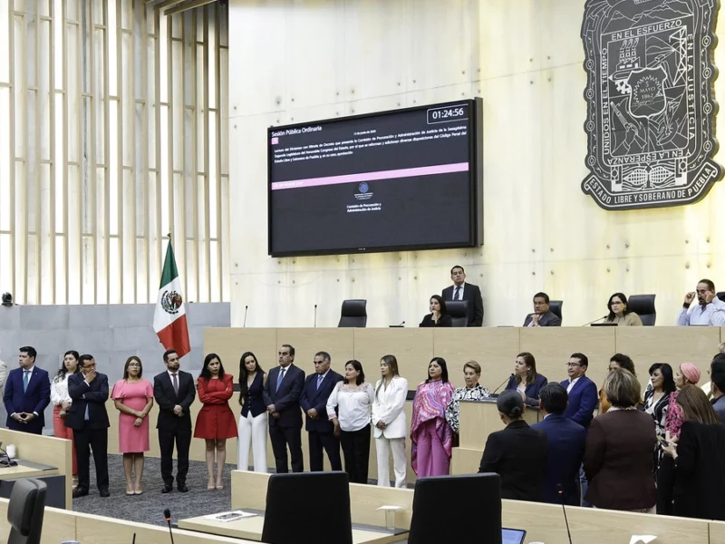 ¿Cuál es la polémica alrededor de la Ley Ciberasedio en Puebla?