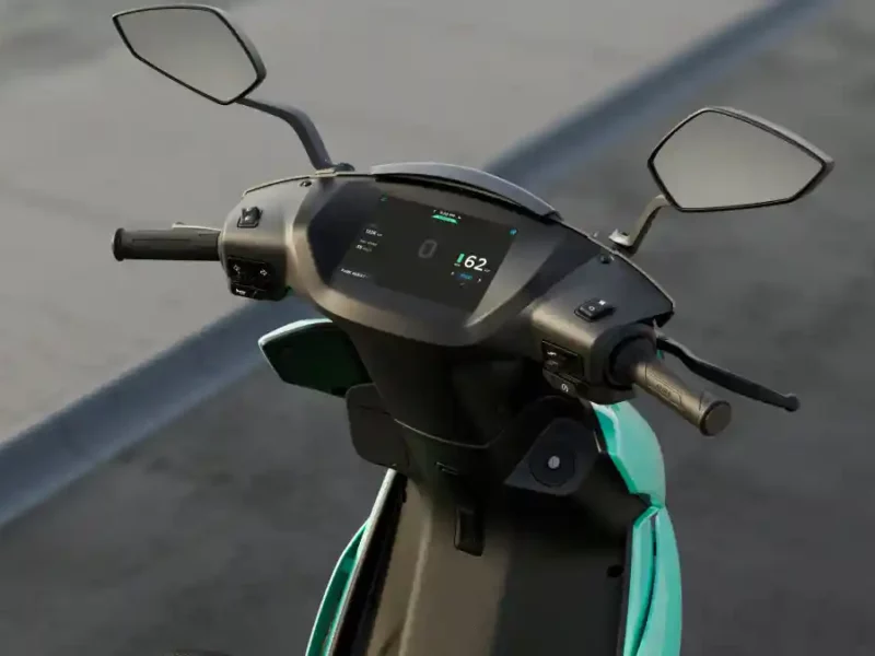 Parte delantera de una moto eléctrica.