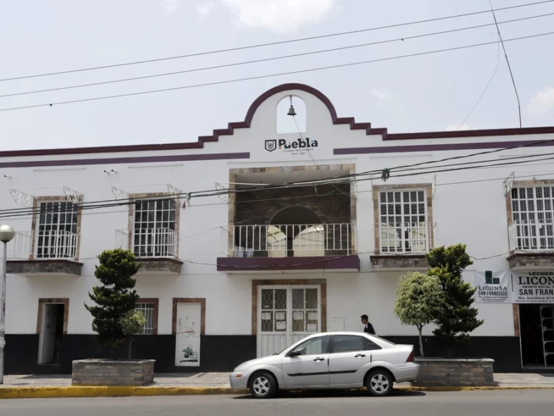 Armenta a favor de convertir a San Francisco Totimehuacan en municipio