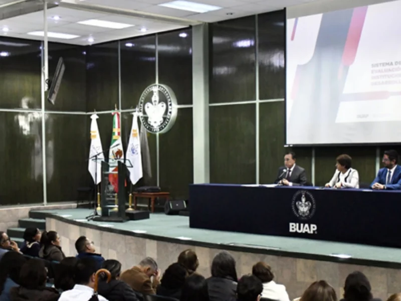 Presentan Sistema de Evaluación e Investigación Institucional para el Desarrollo Académico