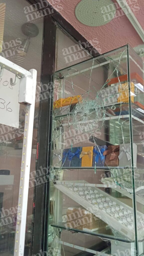 A través de patrullajes en la zona trataron de ubicar a los responsables, sin embargo, no lograron detenerlos.