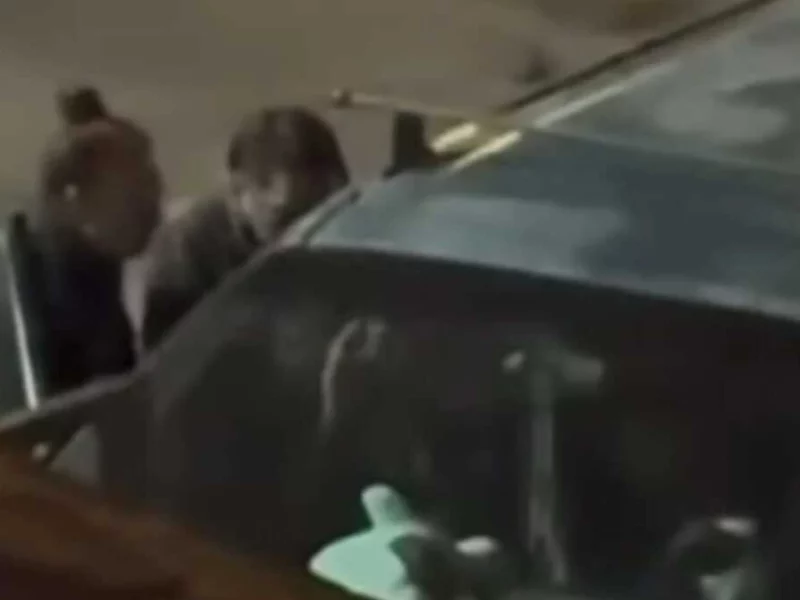 VIDEO: Asaltan a abuelito y su nieta frente a su casa en Las Hadas