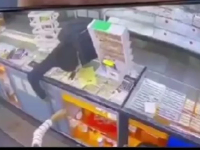 VIDEO: Catean casona y encuentran mercancía robada del Centro Joyero de Puebla