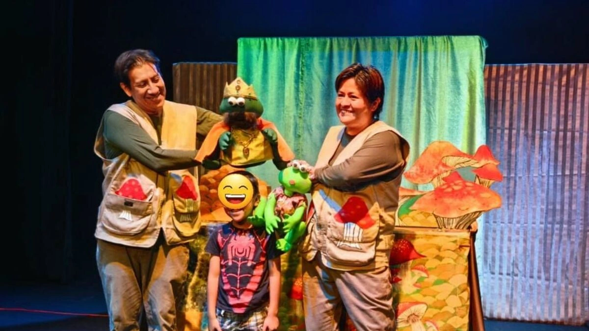 Roban 200 mil pesos en equipo a compañía de teatro en El Alto  