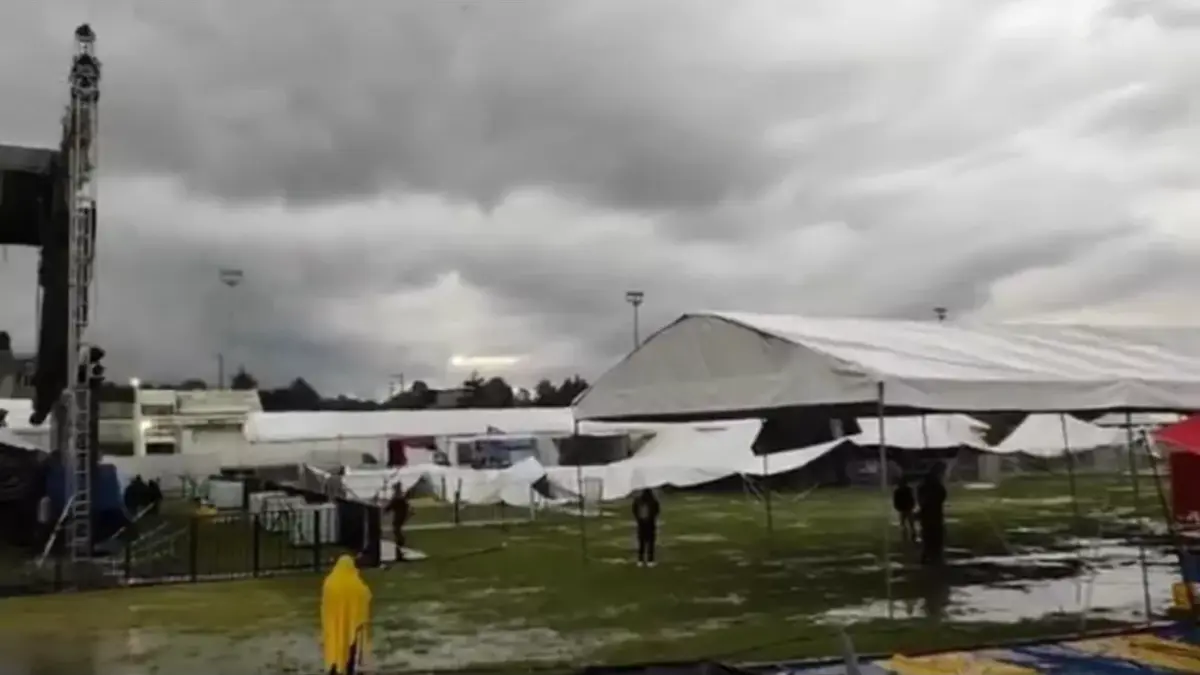 Se desploma carpa donde se presentaría Caifanes en Tlaxcala