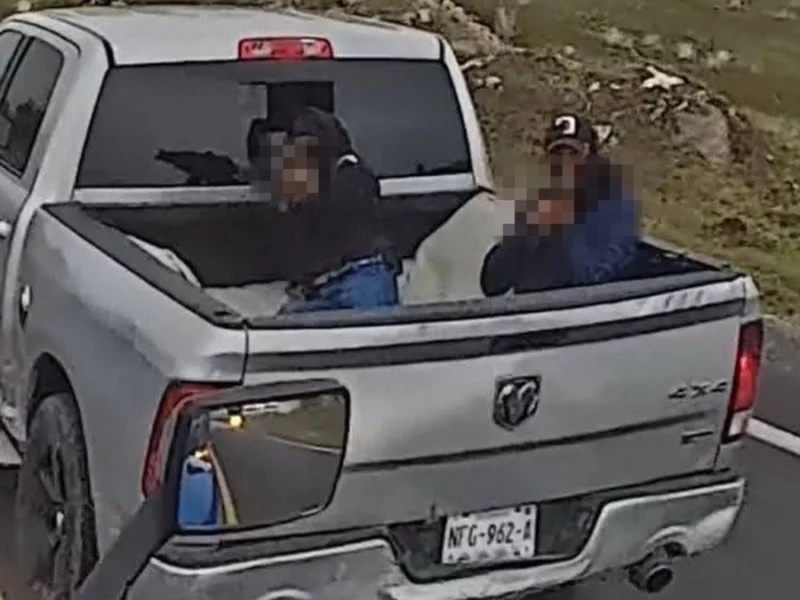 Localizan en Tlachichuca la camioneta utilizada para asaltar a trailero en la federal El Seco-Azumbilla  