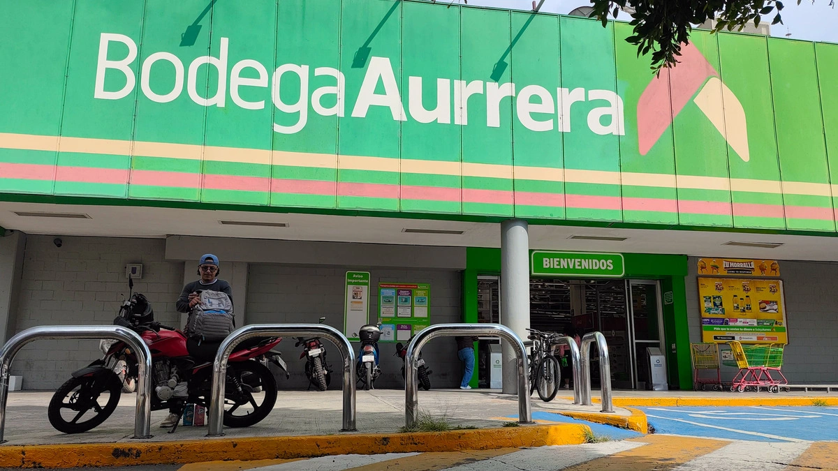 Estos supermercados venden la canasta básica más cara y barata de Puebla 