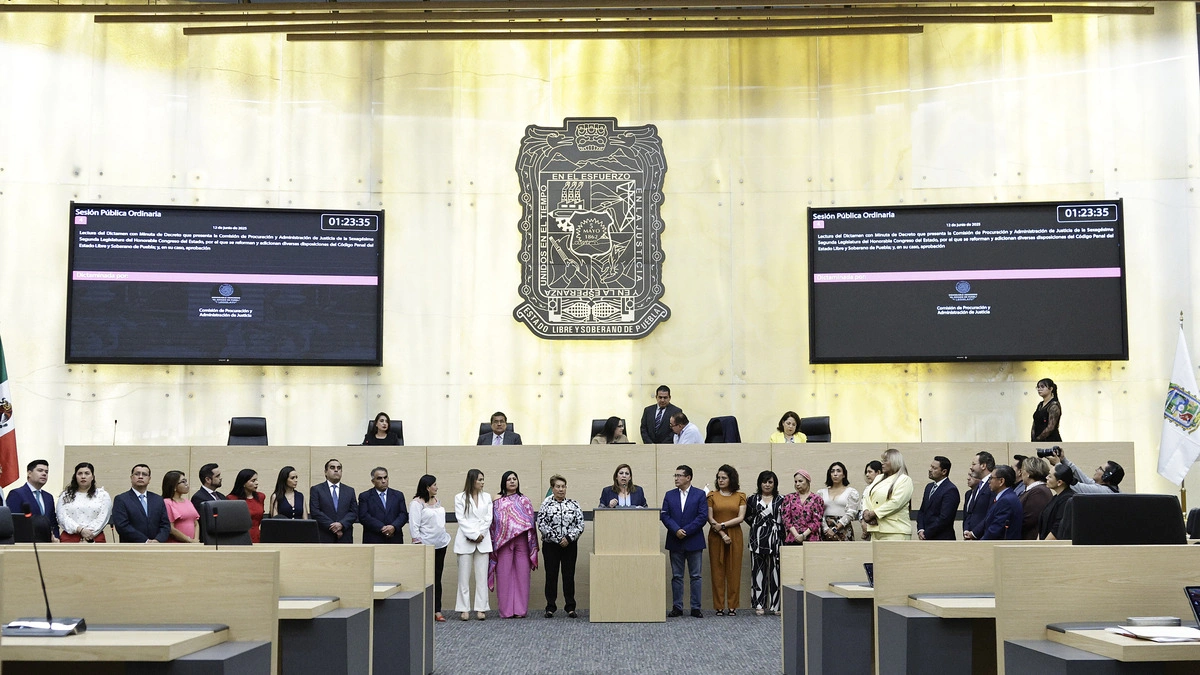 Congreso de Puebla aprueba castigar el ciberasedio hasta con 3 años de cárcel   