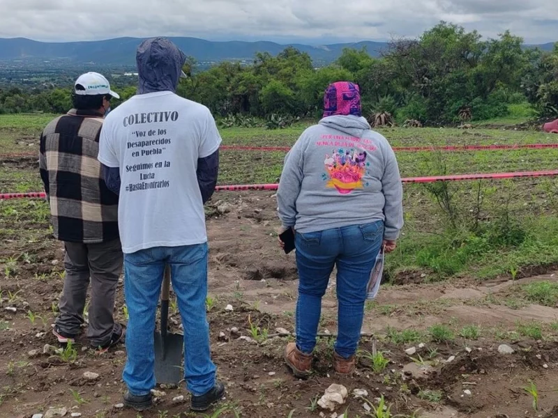 Hallan cráneo y costillas humanas enterrados en Palmar de Bravo