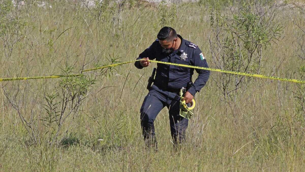 Tiran dos cuerpos sobre la autopista Puebla-Orizaba a la altura de Amozoc