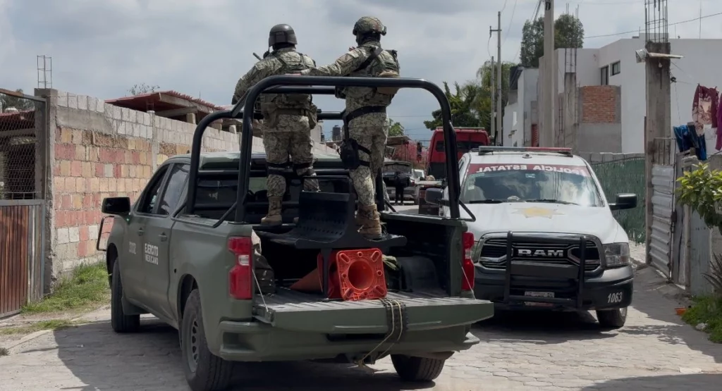 El conductor de una camioneta fue ejecutado esta mañana en calles de la junta auxiliar de San Salvador Chachapa, Amozoc.