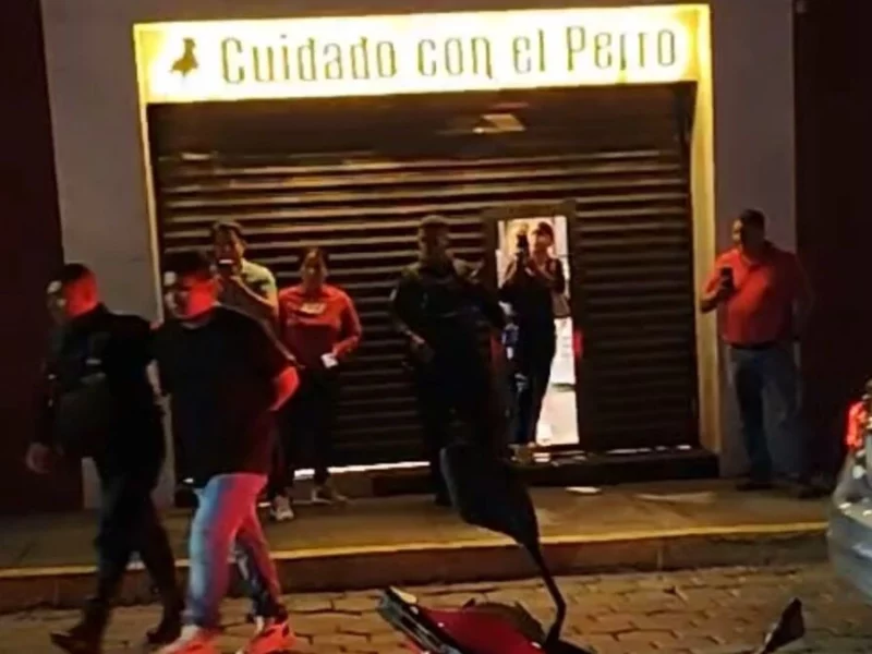 Detienen a empleado de Cuidado con el Perro por grabar a una joven al probarse ropa