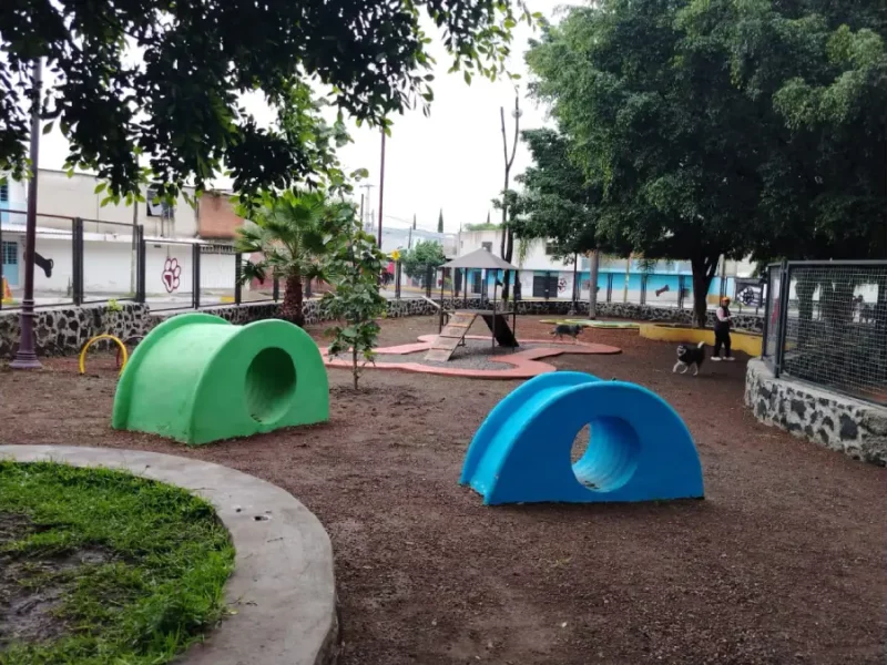 Ariadna Ayala presidenta municipal, impulsa rehabilitación de espacios públicos en Atlixco.