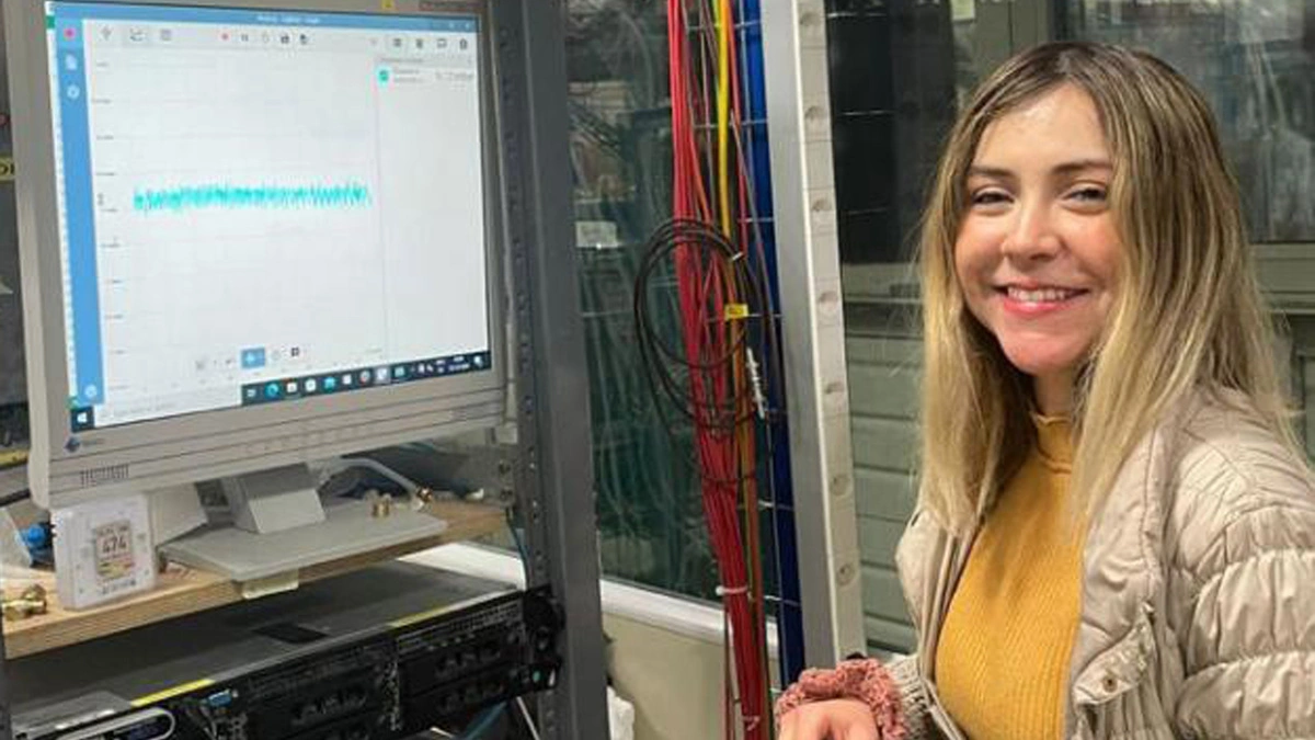 Estudiante de la Física de la BUAP, galardonada en Suiza con el CMS Award 2025