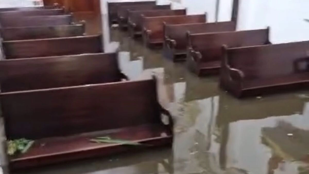VIDEOS: Lluvia inunda casas y templos en Texmelucan y San Salvador El Verde