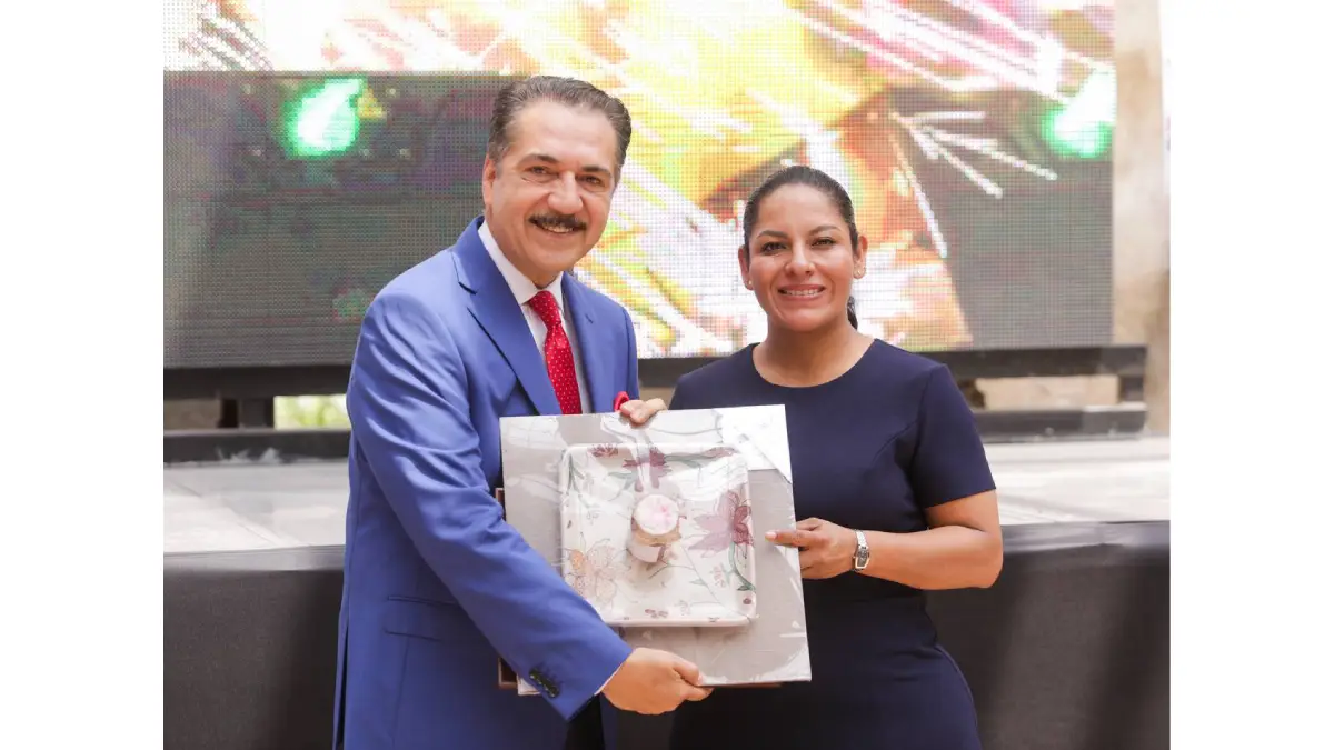 Gobierno de San Andrés Cholula conmemora la libertad de expresión con el gremio periodista de Puebla