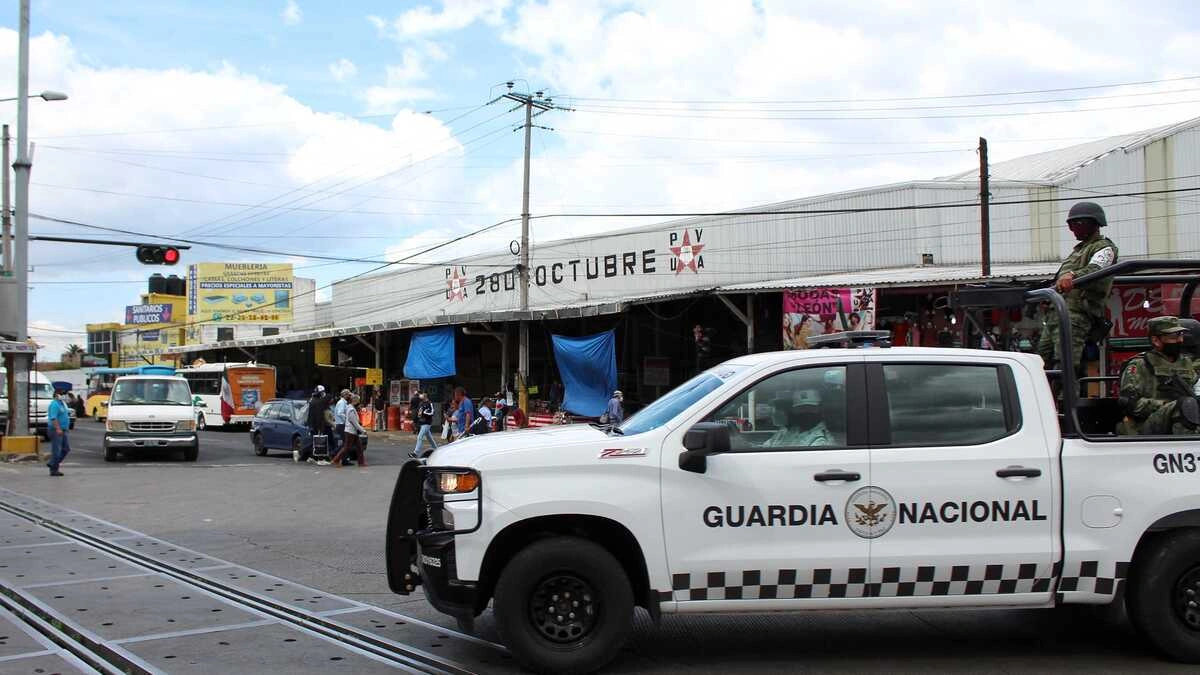 Riña en el mercado Hidalgo deja cuatro personas heridas