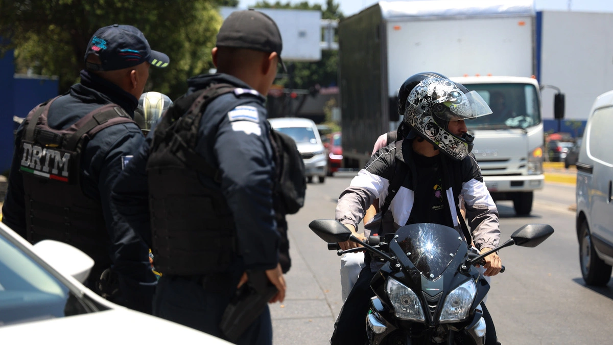 Congreso de Puebla analiza dar 6 meses a motociclistas para regularización