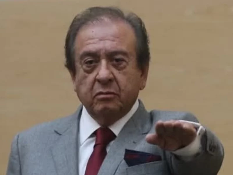 Presentan queja contra el secretario del Congreso de Puebla; lo acusan de burlarse de la oposición  