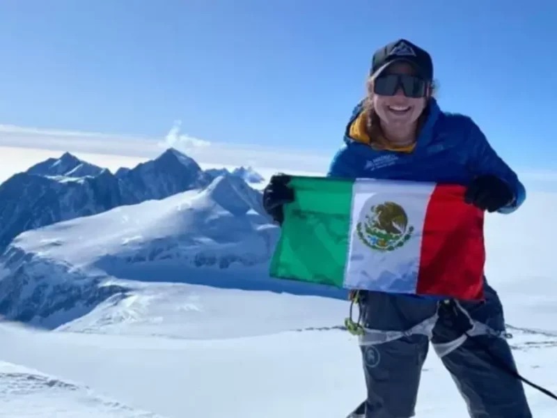Andrea Dorantes, la primera mexicana en cruzar Groenlandia sobre esquís