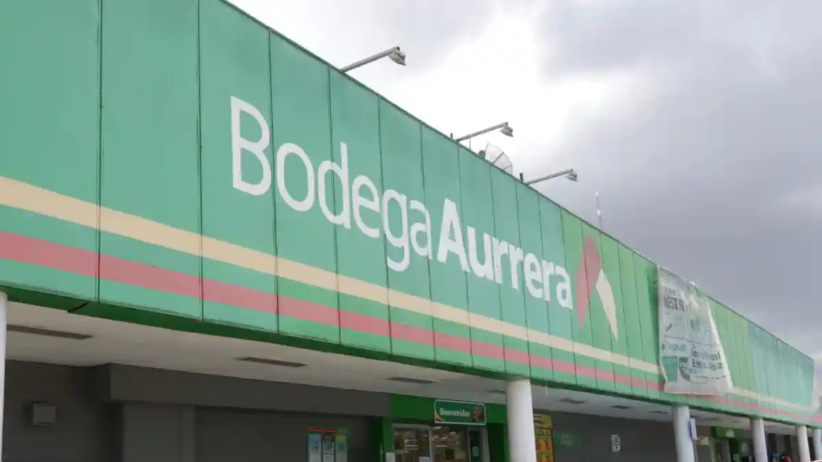 Entrada de la Bodega Aurrera de la CAPU.