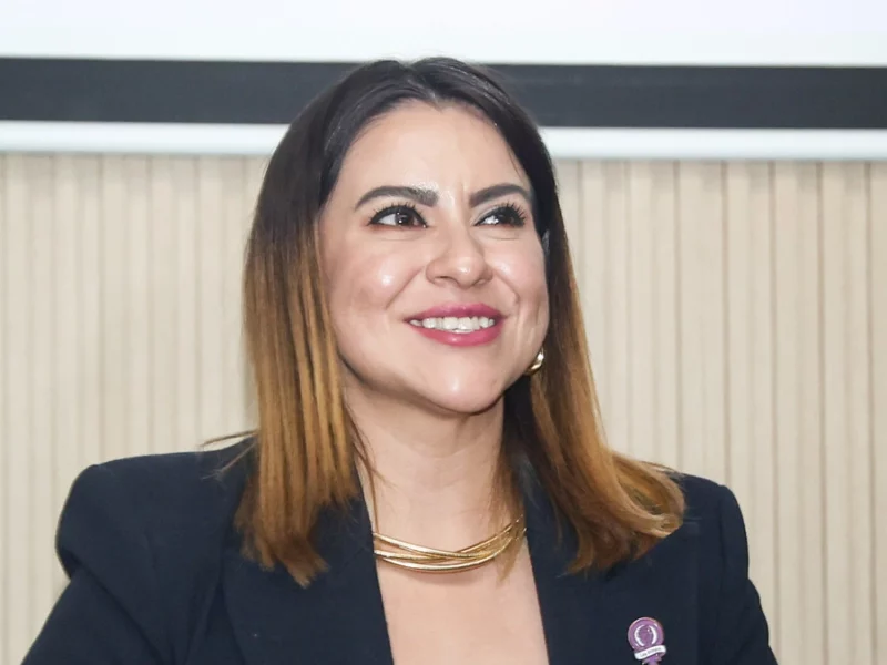 Analizan propuesta para que Olimpia Coral capacite a personal de la Fiscalía de Puebla   