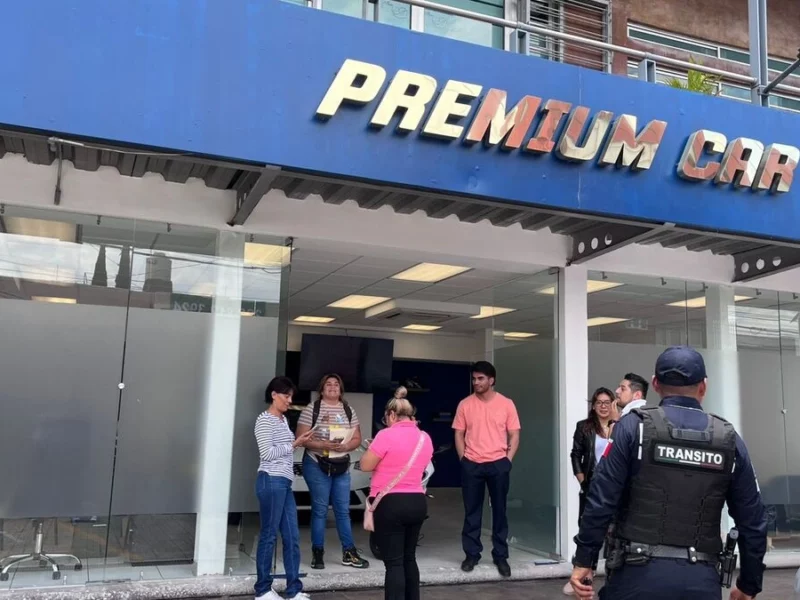 Agencia Premium Car defrauda a familias en Puebla