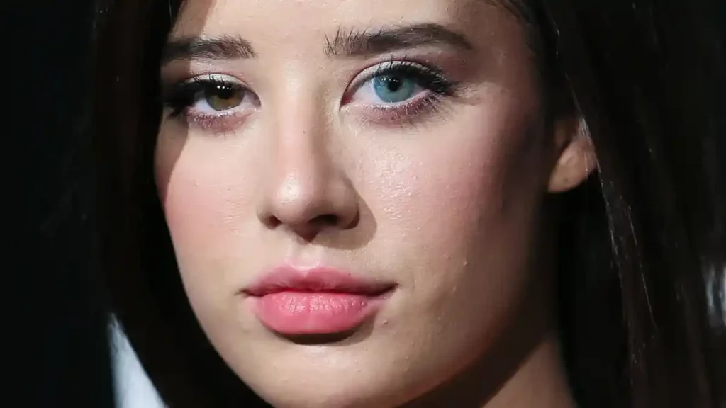 Modelo Sarah McDaniel.