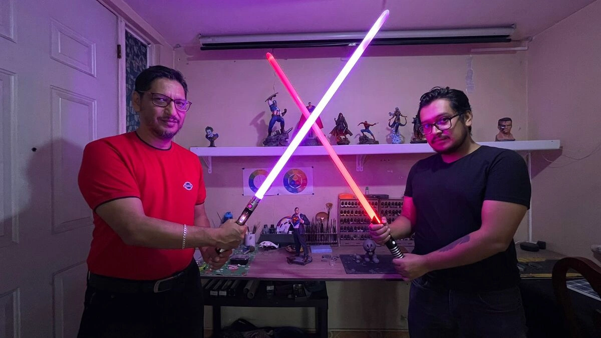 Ancient Sabers: sables de luz hechos por y para fans de Star Wars en Puebla