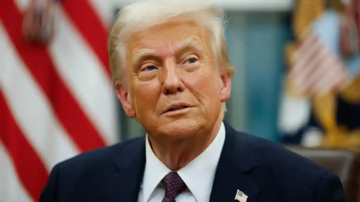 Anuncia Donald Trump aranceles del 30% para México y la Unión Europea.