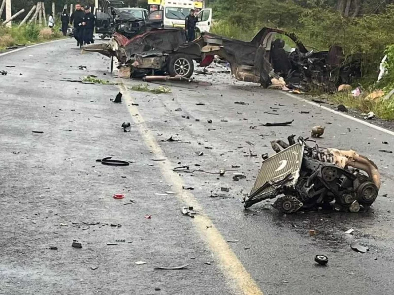 Fatal accidente en la carretera Paso de Cortés deja 5 muertos