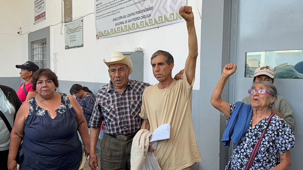 Renato Romero, activista detenido por conflicto en Xoxtla, seguirá su proceso en libertad 