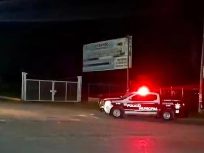 Fuga de amoniaco en rastro de aves deja 10 intoxicados en Miahuatlán  
