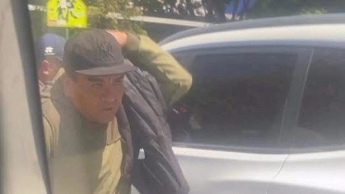 Asaltan a conductor en pleno bulevar 5 de Mayo y en minutos identifican al delincuente