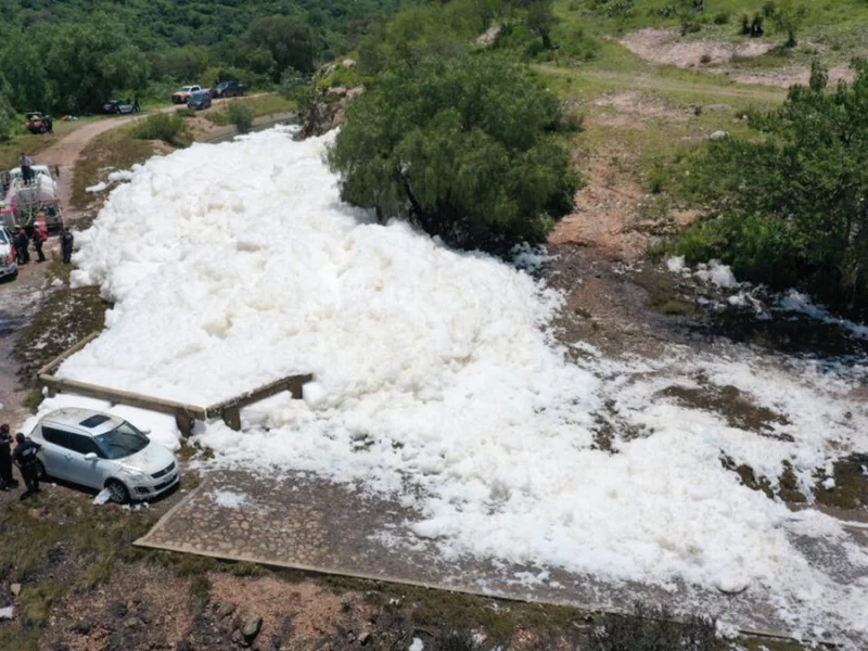 Encuentran cadáver flotando en Valsequillo entre Tlacotepec y Xochitlán Todos Santos 