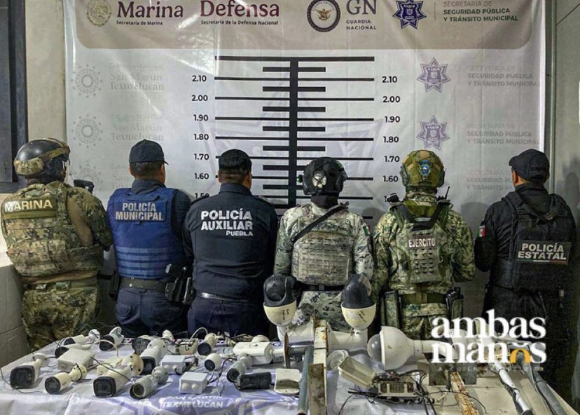 A través de un operativo en San Martín Texmelucan, desmantelaron cámaras que delincuentes colocaban en árboles para vigilar movimientos de la policía.  