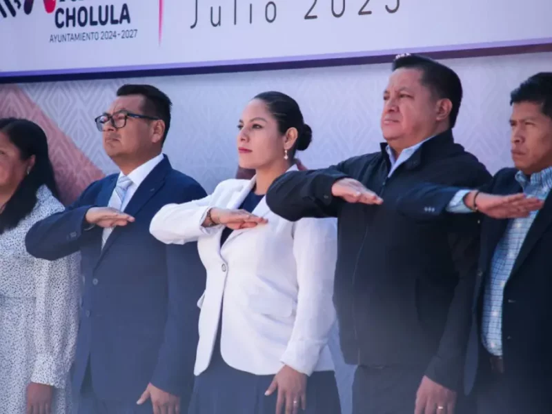 Reafirma Lupita Cuautle valores cívicos y de legalidad en ceremonia