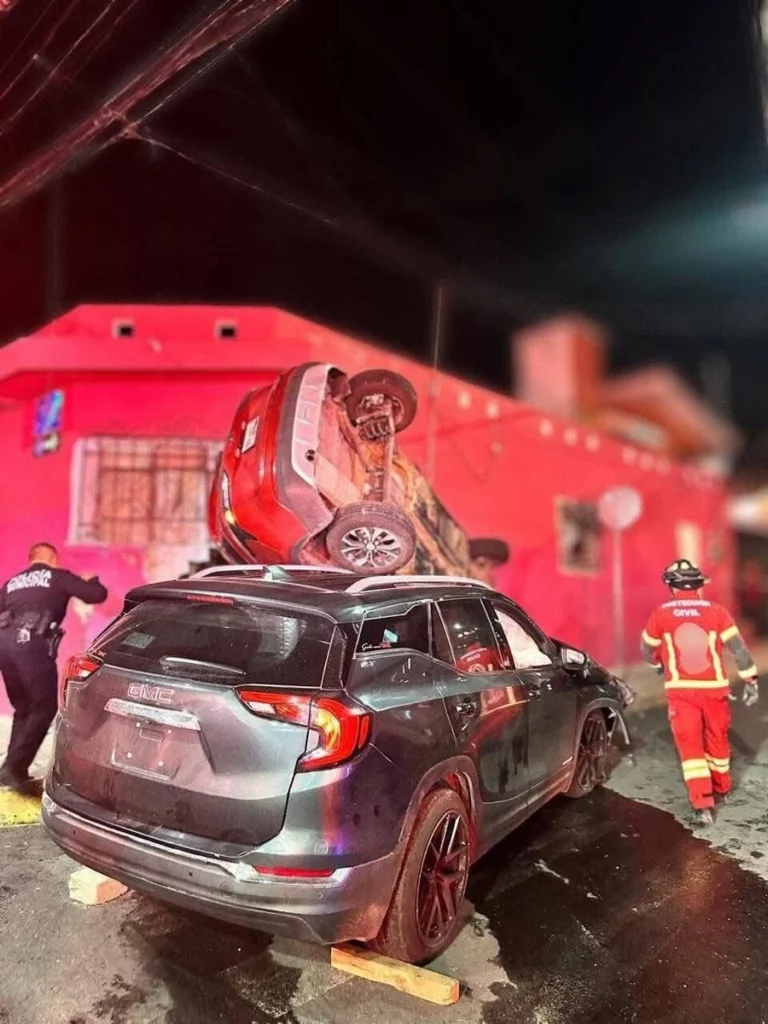 Ya investigan cuál fue la mecánica del choque en la colonia Ignacio Zaragoza de Puebla.   