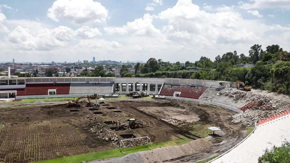 Harán demoliciones en el Estadio Zaragoza para construir la Universidad del Deporte
