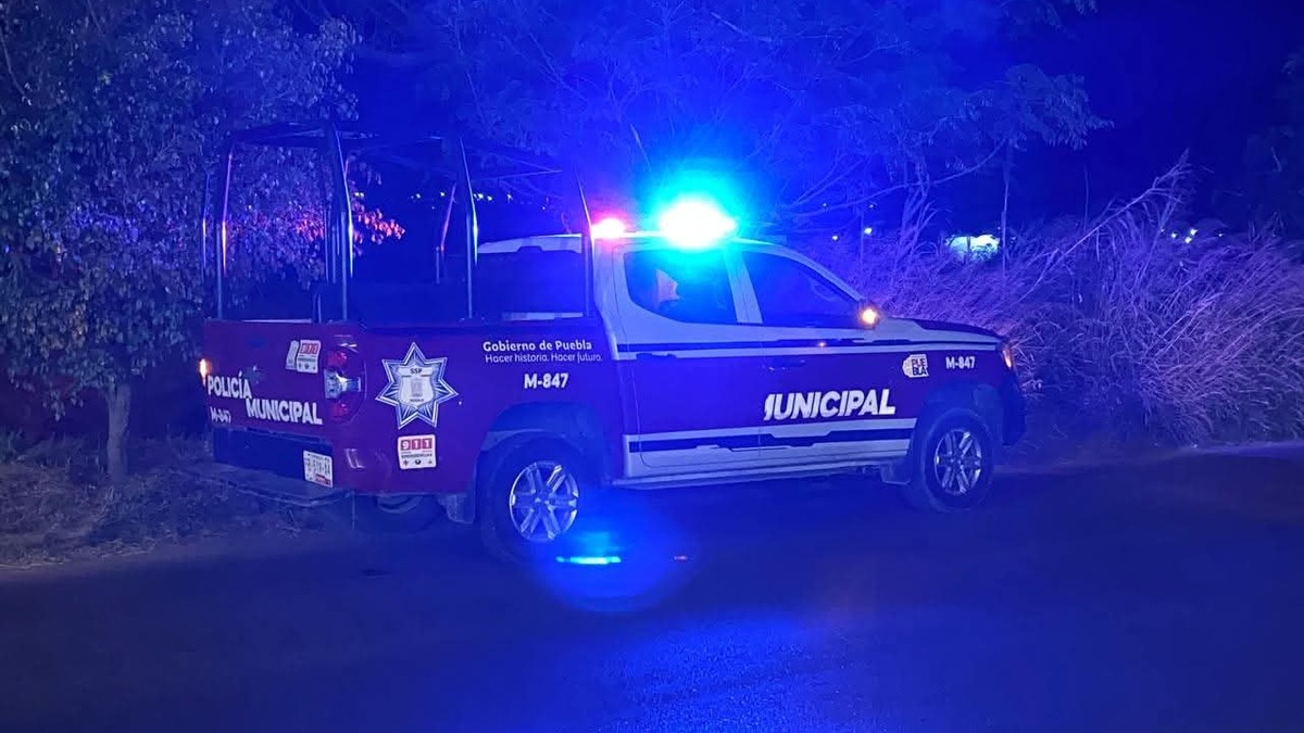 Hallan cuerpo embolsado y con impacto de bala en el dren de Valsequillo 